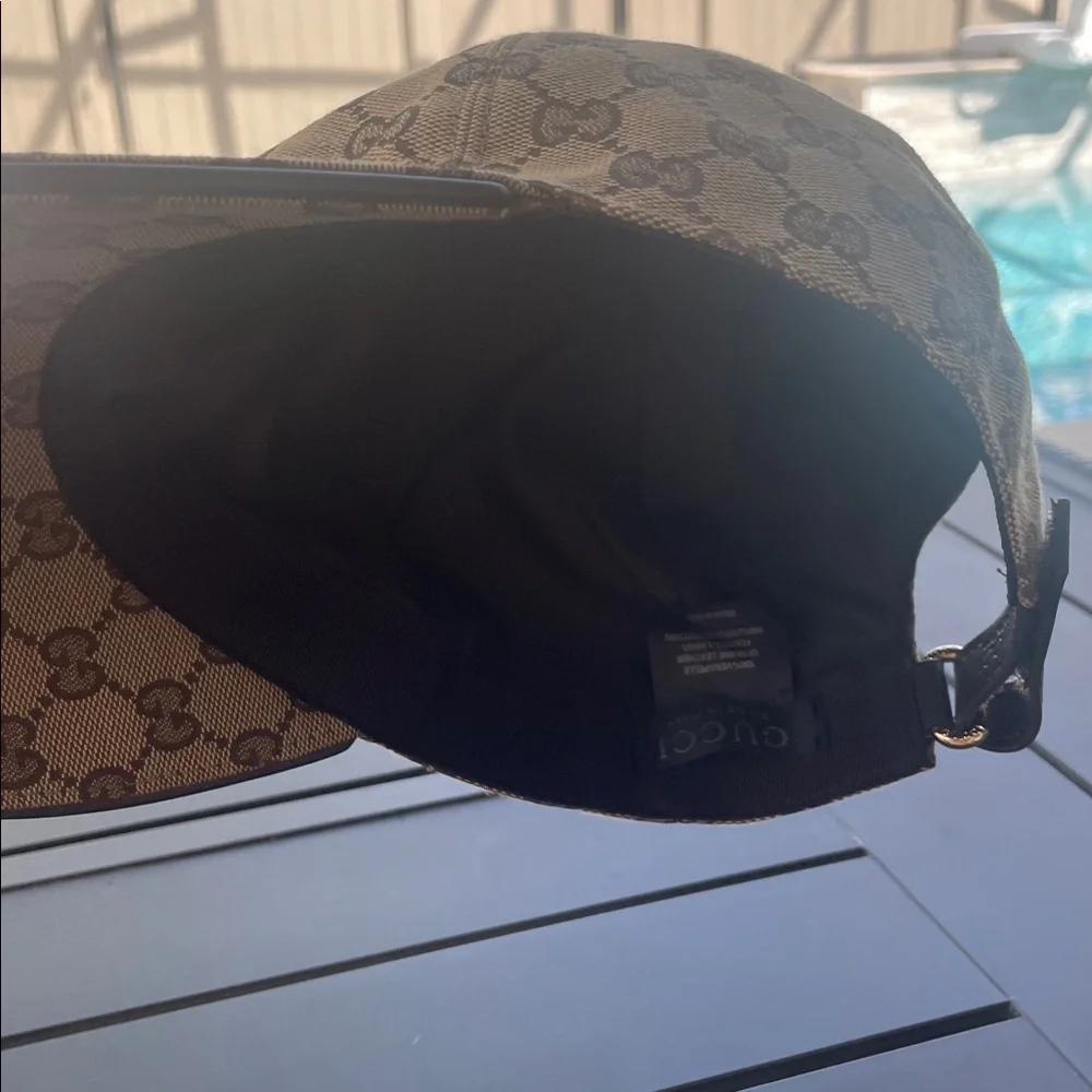 Woman’s cap - Picture 5 of 5